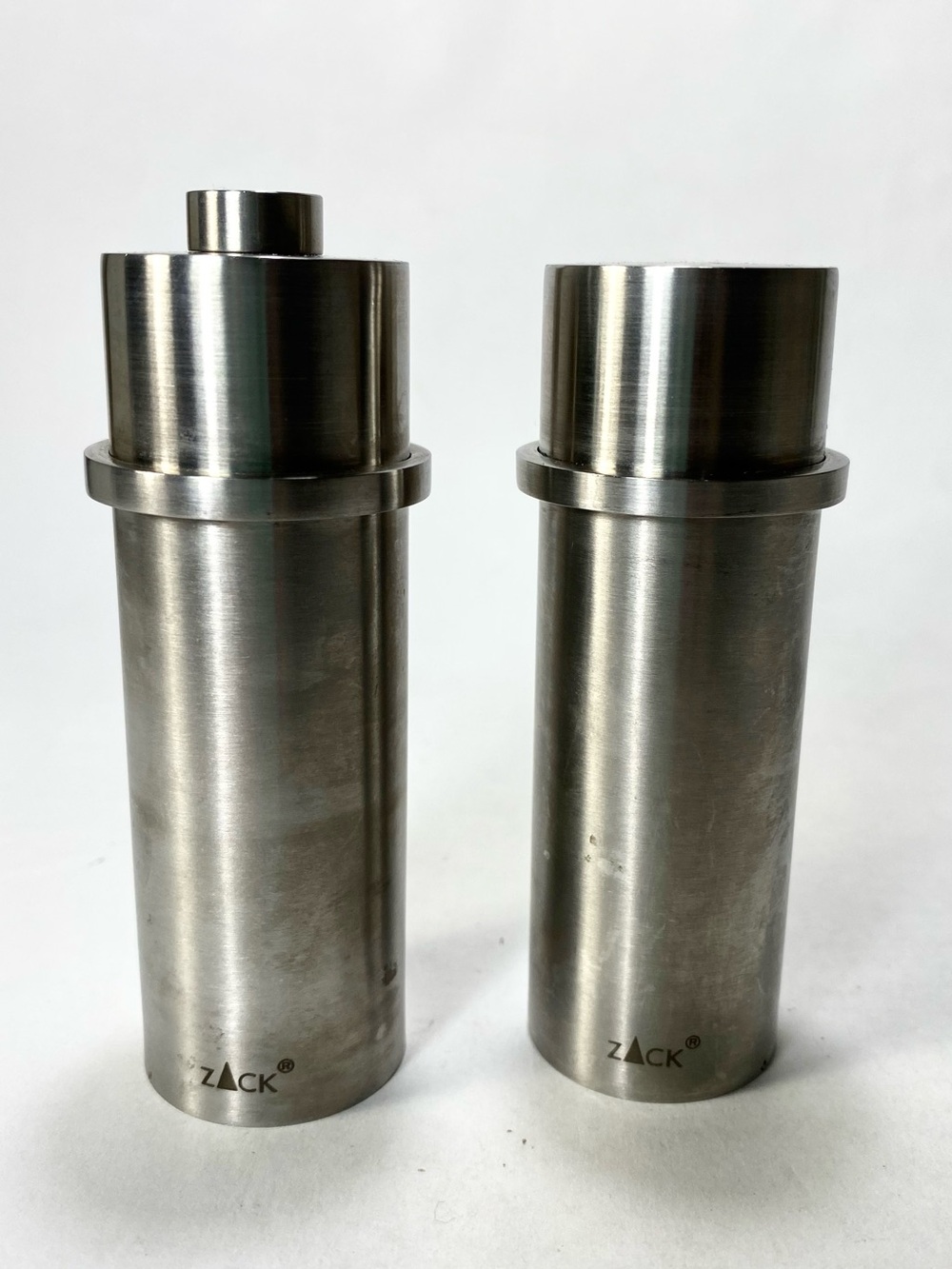 ZACK Stainless Steel Brushed Silver Salt Shaker and Pepper Grinder Set Minimal